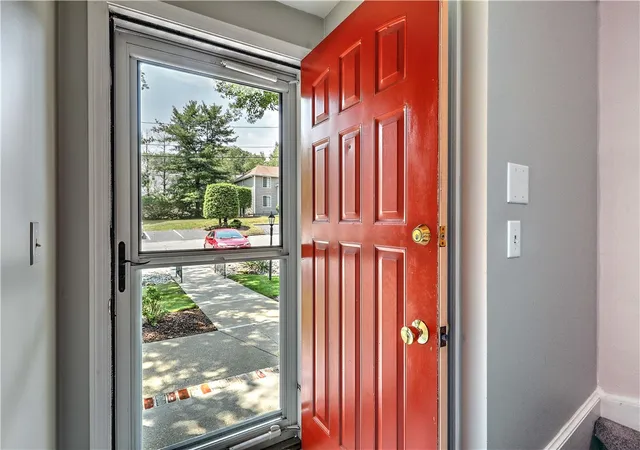 Photo 4 of Townhouse at 28 Marigold Cir, North Providence, RI 02904 | MLS# 1399963 |  | Sold on 2026-01-01