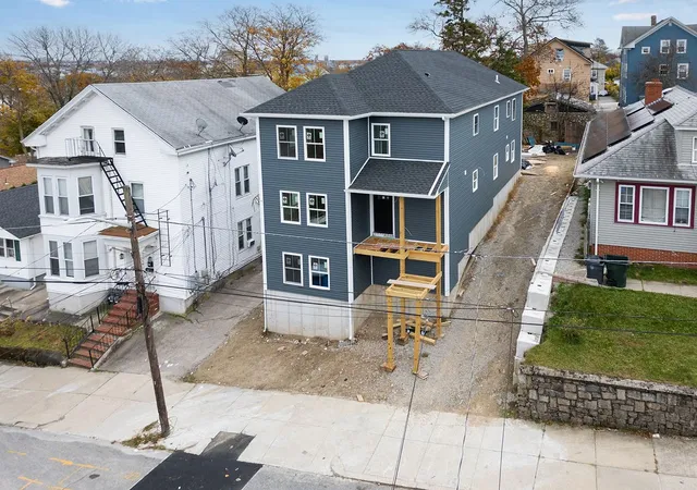 3rd image of 50 Armington Ave, Providence, RI 02908 | MLS# 1400332
