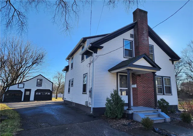 Homes for sale in Coventry, RI | 140 S Main St, Coventry, RI 02816 | MLS# 1401430