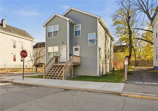 2nd image of 272 Sayles St, Providence, RI 02905 | MLS# 1402749