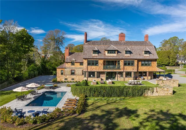 1st image of 7 Red Cross Ave, Newport, RI 02840 | MLS# 1402742