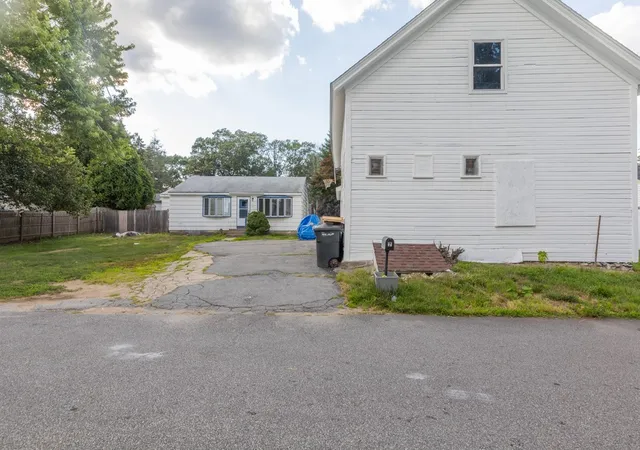 5th image of 7 Belvedere St, Johnston, RI 02919 | MLS# 1403048