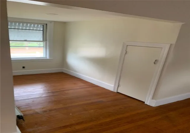 15th image of 400 Newport Ave St, Pawtucket, RI 02861 | MLS# 1403491