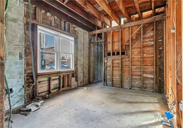 4th image of 36 Fairmount St, Woonsocket, RI 02895 | MLS# 1403538