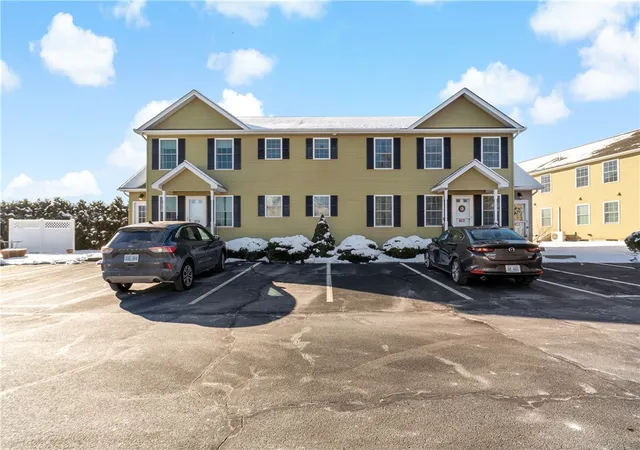 Homes for sale in Charlestown, RI | 10 Josephine Dr #1C, Charlestown, RI 02813 | MLS# 1403590