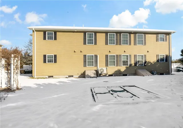 Homes for sale in Charlestown, RI | 10 Josephine Dr #1C, Charlestown, RI 02813 | MLS# 1403590
