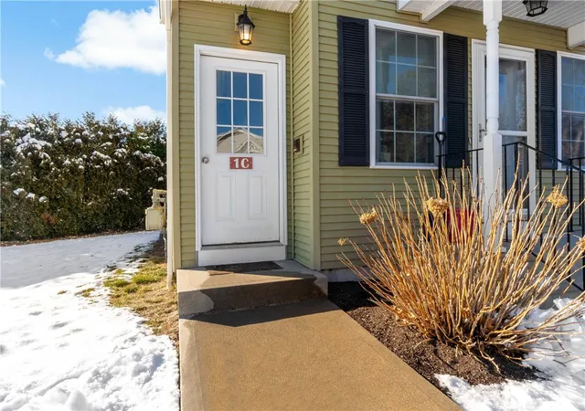 Homes for sale in Charlestown, RI | 10 Josephine Dr #1C, Charlestown, RI 02813 | MLS# 1403590
