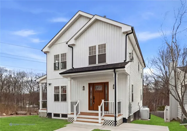2nd image of 43 Massachusetts Ave, Cumberland, RI 02864 | MLS# 1403492