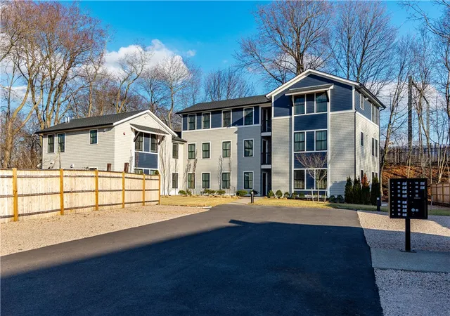 Homes for sale in East Greenwich, RI | 32 Exchange St #103, East Greenwich, RI 02818 | MLS# 1403971