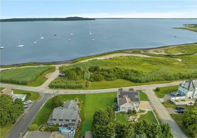 Homes for sale in Portsmouth, RI | 0 Common Fence Blvd, Portsmouth, RI 02871 | MLS# 1404288