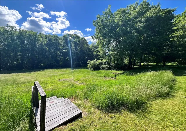 5th image of 233 Sisson Rd, Coventry, RI 02816 | MLS# 1404363