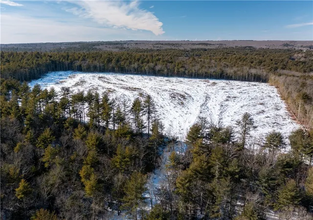 2nd image of 0 Nooseneck Hill Rd, Coventry, RI 02816 | MLS# 1404632