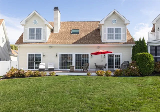 35th image of 44 Wimbledon Cir, Portsmouth, RI 02871 | MLS# 1404812