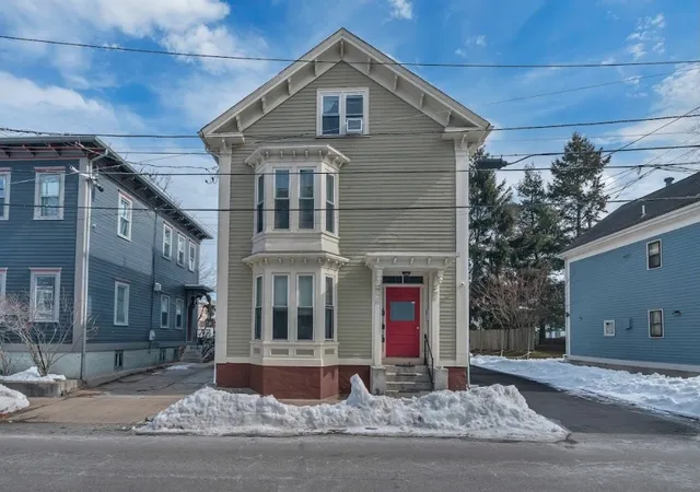 Homes for sale in Providence, RI | 86 Tobey St, Providence, RI 02909 | MLS# 1405757