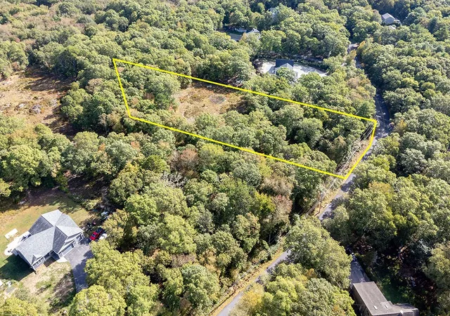 Homes for sale in Charlestown, RI | 155 Kings Factory Rd, Charlestown, RI 02813 | MLS# 1405894
