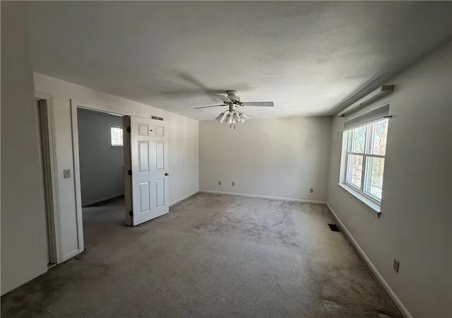 Homes for sale in Warwick, RI | 351 New London Ave #302, Warwick, RI 02886 | MLS# 1405956