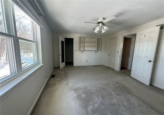 Homes for sale in Warwick, RI | 351 New London Ave #302, Warwick, RI 02886 | MLS# 1405956