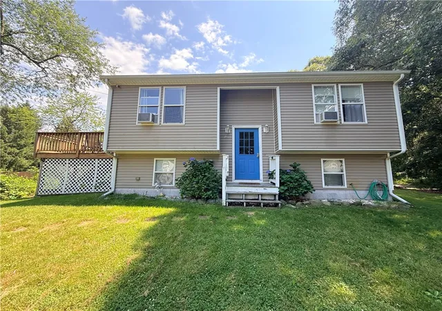 Homes for sale in Portsmouth, RI | 060 Madison Ave, Portsmouth, RI 02872 | MLS# 1406064