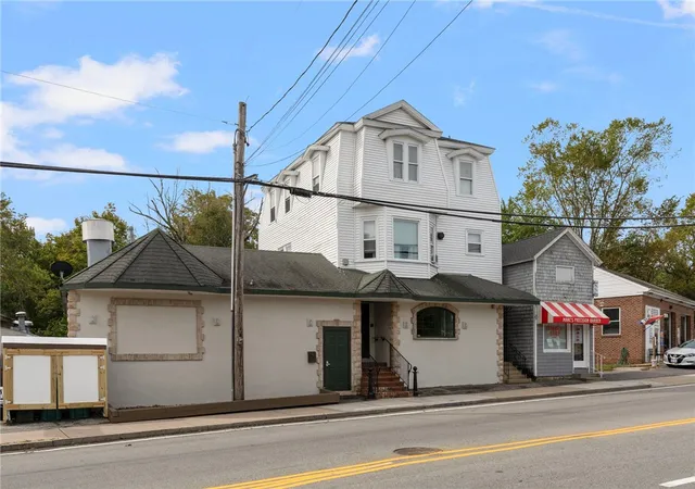 2nd image of 1152 Main St, Coventry, RI 02816 | MLS# 1406090