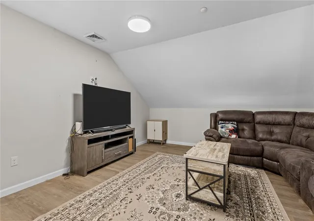 Homes for sale in Smithfield, RI | 5 Hill St #3, Smithfield, RI 02917 | MLS# 1406115