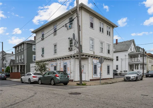 1st image of 76 Slater St, Pawtucket, RI 02860 | MLS# 1406207
