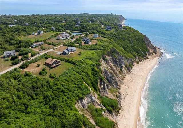 50th image of 1035 Mohegan Trl, Block Island, RI 02807 | MLS# 1406201