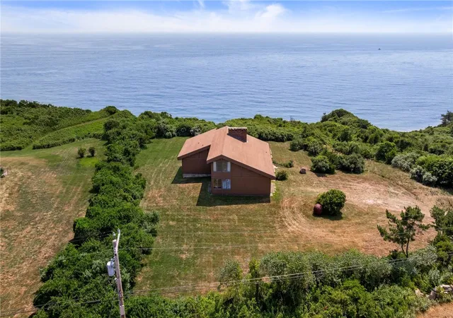5th image of 1035 Mohegan Trl, Block Island, RI 02807 | MLS# 1406201