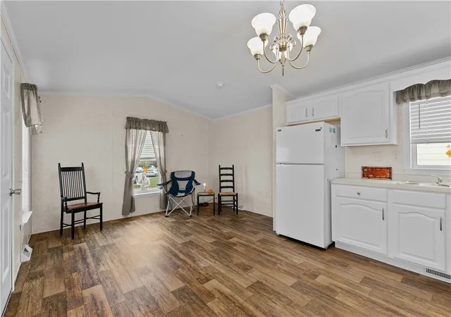 Homes for sale in Portsmouth, RI | 1 Second St, Portsmouth, RI 02871 | MLS# 1406185