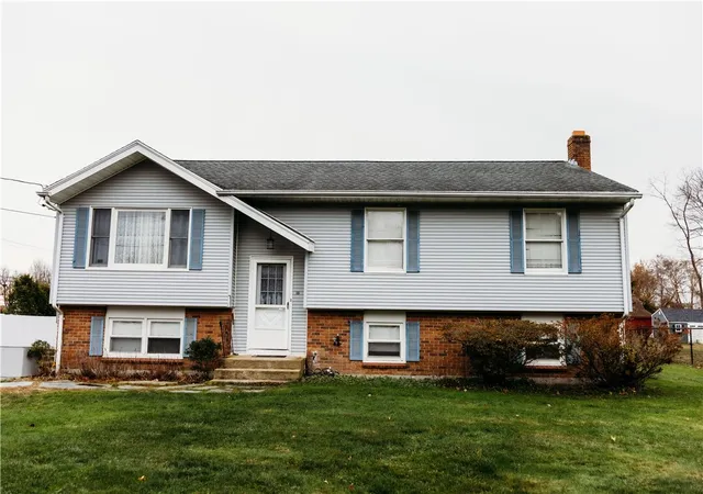 Photo 1 of Single family home for sale at 16 Ward Ave, Middletown, RI 02842 | MLS# 1406326 | Listing updated on 2026-08-24