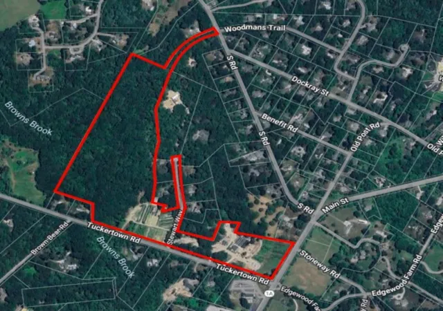 1st image of 47 Tuckertown Rd, Wakefield, RI 02879 | MLS# 1406446
