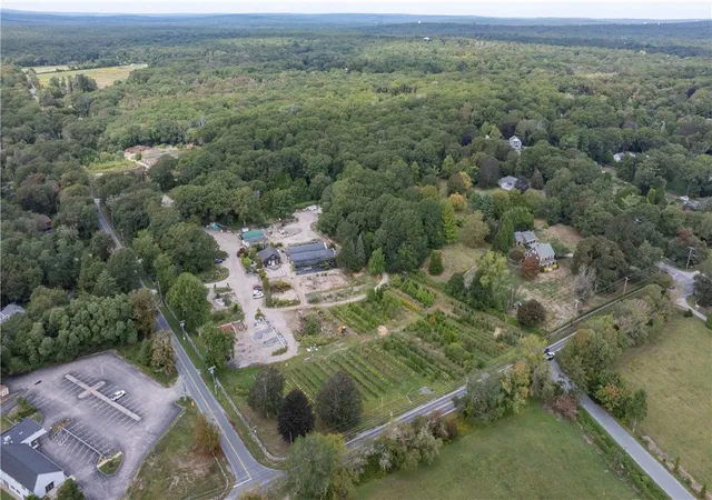 4th image of 47 Tuckertown Rd, Wakefield, RI 02879 | MLS# 1406446