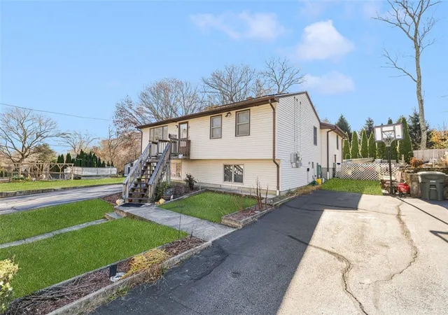 2nd image of 9 Regent St, Coventry, RI 02816 | MLS# 1406801