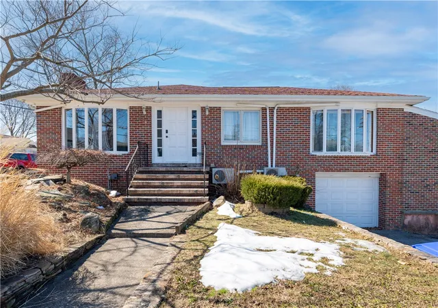 Photo 2 of Sale Pending at 928 Admiral St, Providence, RI 02904 | MLS# 1405017 | Listing updated on 2026-08-19