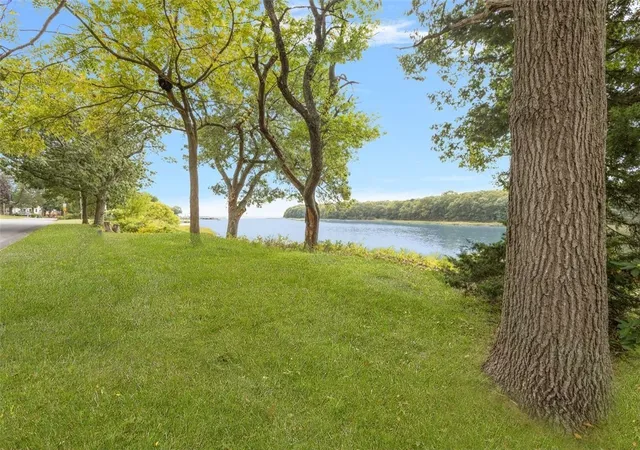 4th image of 0 Sea View Dr, Warwick, RI 02889 | MLS# 1406911