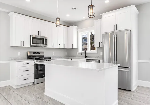 Homes for sale in Narragansett, RI | 60 Daytona Ave, Narragansett, RI 02882 | MLS# 1406779