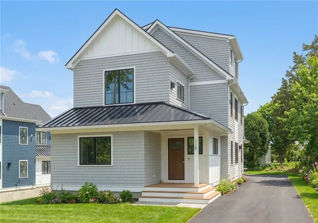 Homes for sale in Middletown, RI | 118 Newport Ave, Middletown, RI 02842 | MLS# 1403413