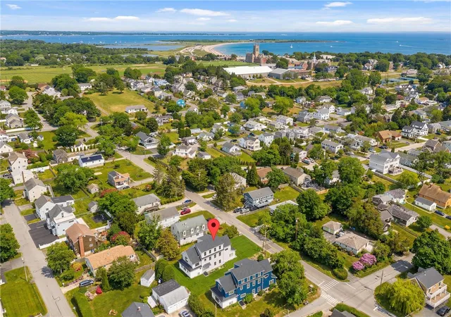 Homes for sale in Middletown, RI | 118 Newport Ave, Middletown, RI 02842 | MLS# 1403413