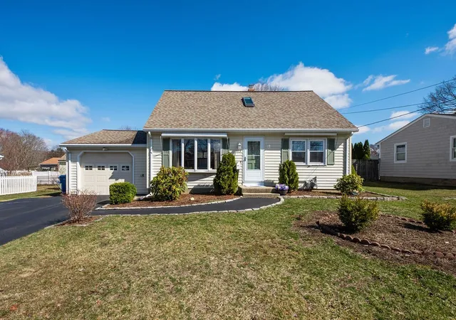 1st image of 173 Weeden Dr, East Greenwich, RI 02818 | MLS# 1407177