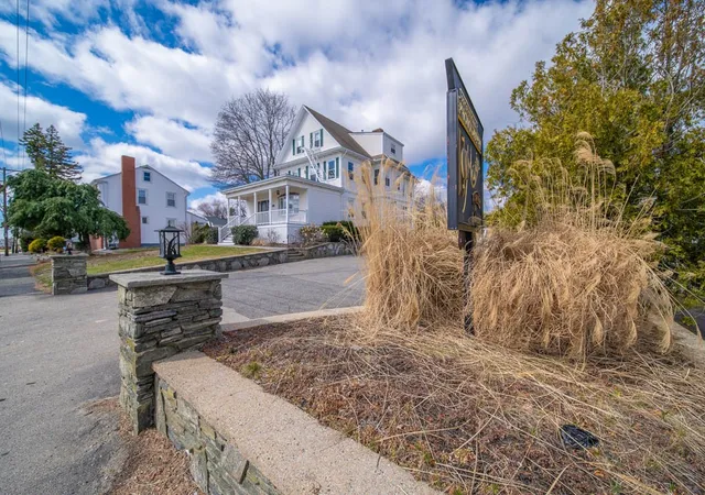 2nd image of 2919 Pawtucket Ave, Riverside, RI 02915 | MLS# 1408321