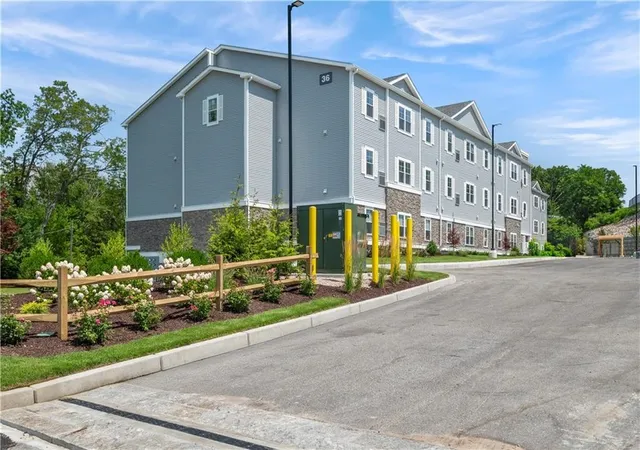 Homes for sale in North Smithfield, RI | 36 Old Louisquisset Pike #307, North Smithfield, RI 02896 | MLS# 1407084