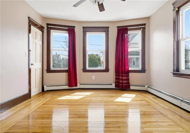 5th image of 297 Vermont Ave, Providence, RI 02905 | MLS# 1408846