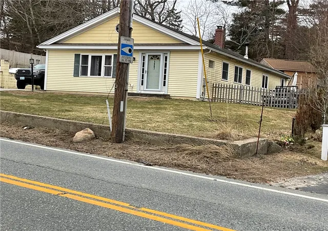Photo 2 of Single family home for sale at 1567 Plainfield Pike, Clayville, RI 02815 | MLS# 1408956 | Listing updated on 2026-09-01