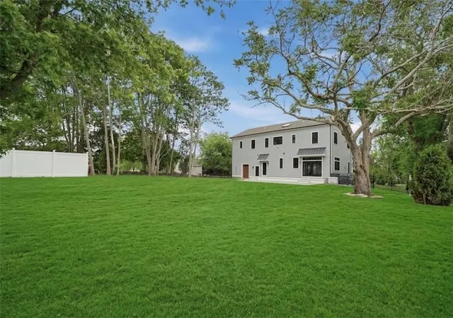 Homes for sale in Middletown, RI | 980 Green End Avenue Avenue, Middletown, RI 02842 | MLS# 1408977