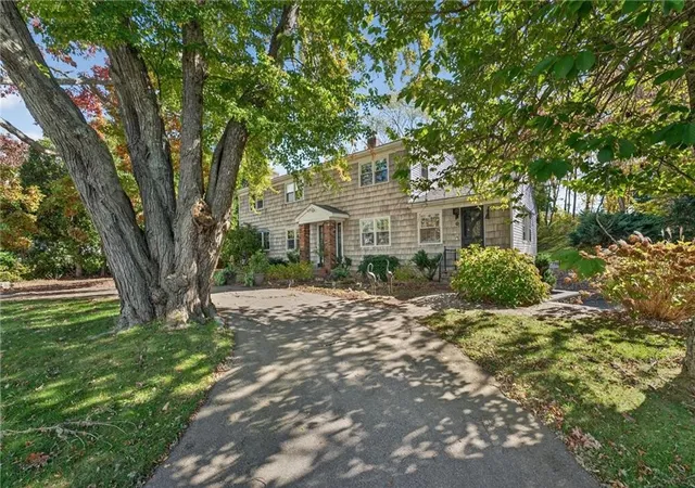 2nd image of 26 Windward Dr, Westerly, RI 02891 | MLS# 1408687