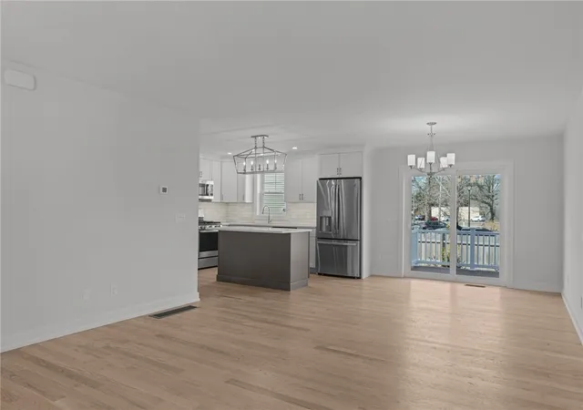 4th image of 66 Child Ln, Warwick, RI 02886 | MLS# 1409032