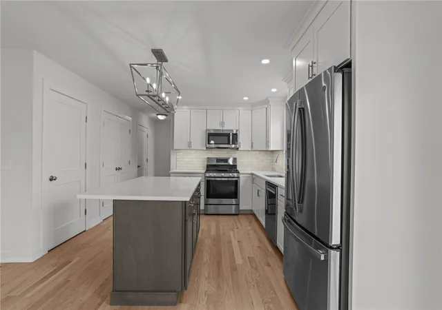 5th image of 66 Child Ln, Warwick, RI 02886 | MLS# 1409032
