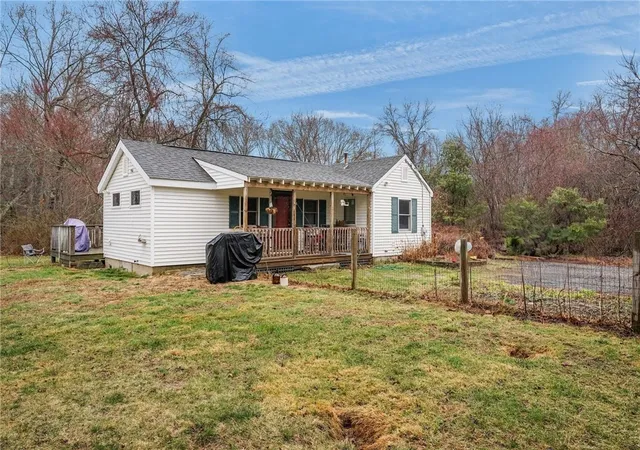 4th image of 56 Laurel St, Hopkinton, RI 02804 | MLS# 1409248