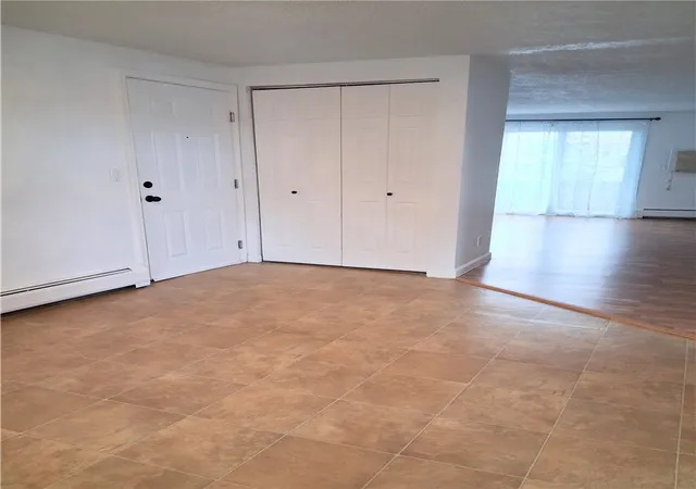 Homes for sale in Lincoln, RI | 381 Old River Rd #3, Lincoln, RI 02838 | MLS# 1409094