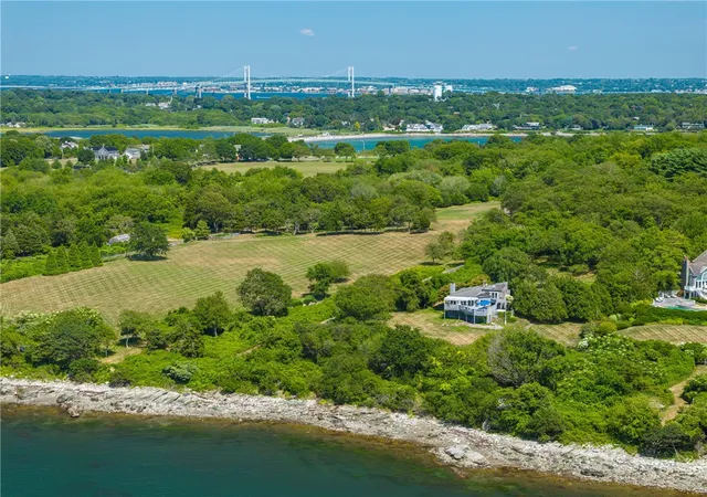 Homes for sale in Jamestown, RI | 76 Battery Ln, Jamestown, RI 02835 | MLS# 1409358