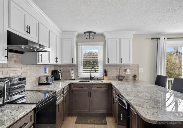 Homes for sale in Middletown, RI | 22 Connecticut Ave, Middletown, RI 02842 | MLS# 1409365